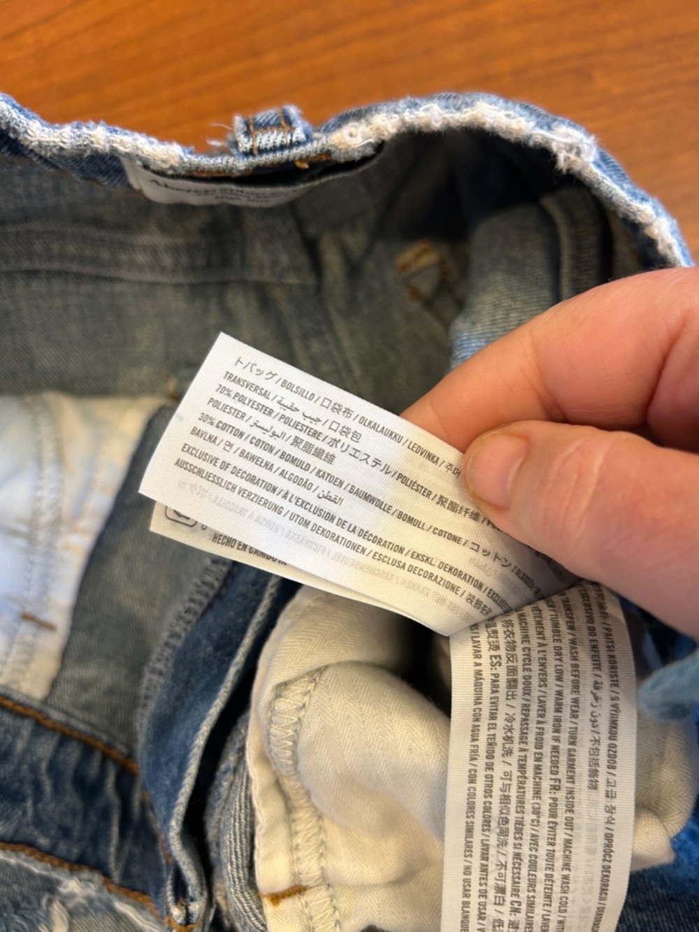 Abercrombie High Rise Mom Short 6 28 - Picture 6 of 7